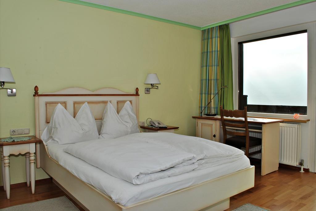 Hotel Daneu Нюцидерс Экстерьер фото