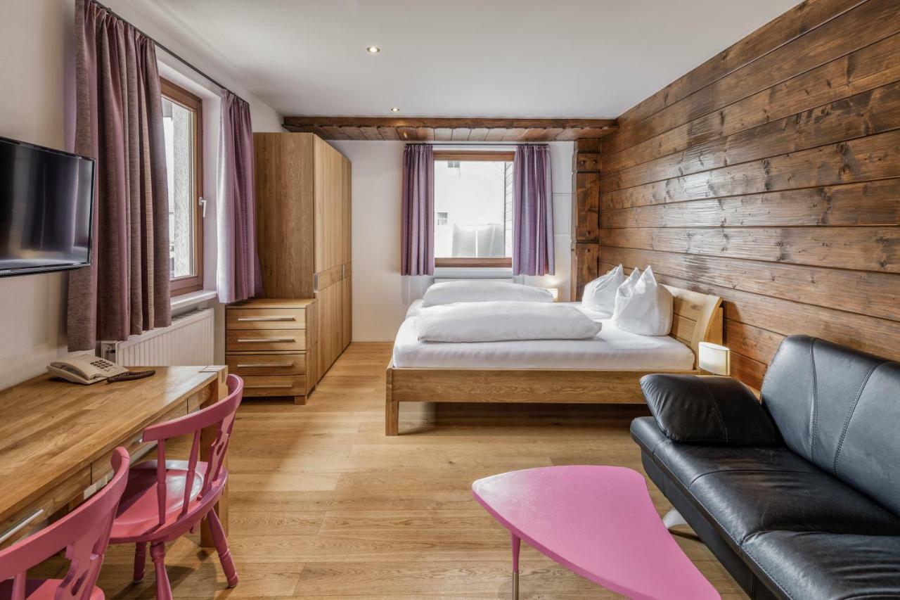 Hotel Daneu Нюцидерс Экстерьер фото